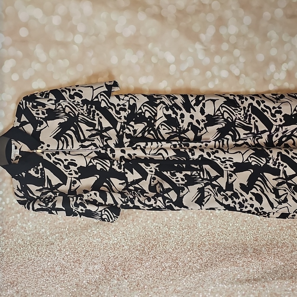 Topshop Black and Cream Abstract Long Sleeve Dress